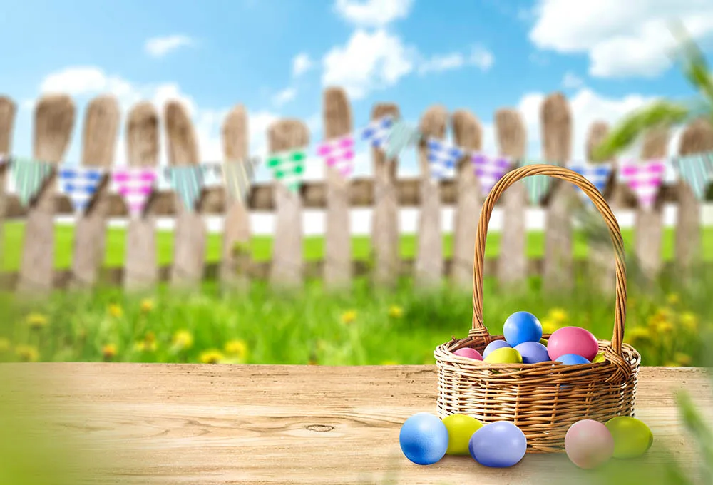 7 X5Ft Blue Sky Garden Happy Easter Party Farm Color Eggs Recinzione In Legno Custom Photo Studio Sfondo Vinile 220Cm X 150Cm