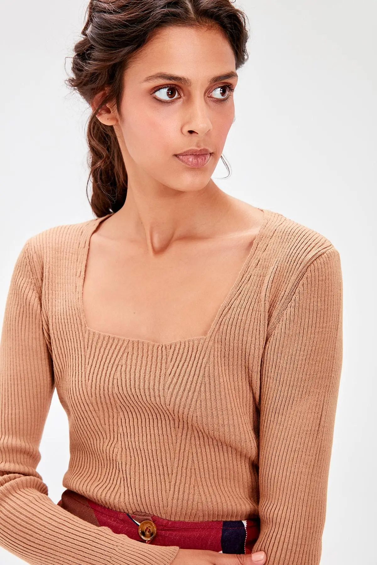 

Trendyol Camel Square Collar Basic Sweater Sweater TWOAW20KZ0174