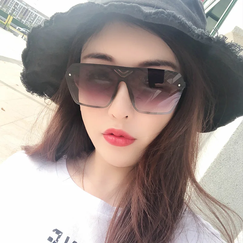 

New Mirror Lens Sunglasses Women Fashion Trendy Eye Sun Glasses Men Square Shades Gafas UV400