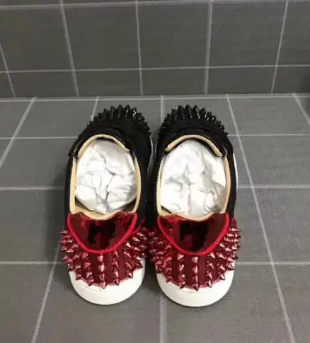 Brand Chentel Noble Black Red Rivet Leather Loafers Men Casual Shoes Party Dress Shoes Men Flats Sneakers Big Size Black Color