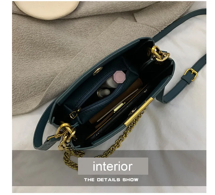 12212232617_2051307013