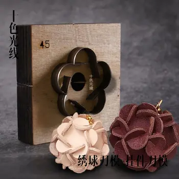 

Handicraft toys brain game Quantity: 1 set Easy to separate for none Handicraft toys Color: as shown in the picture strong