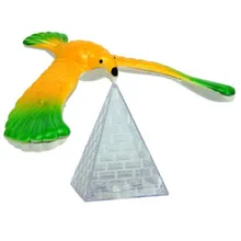 Забавный Балансирующий орел с пирамидой, Волшебная балансирующая птица, украшение для офиса, Детская развивающая игрушка, подарок на день рождения
