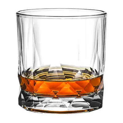 Elegant Crystal Whiskey Glasses for Cocktails and Spirits