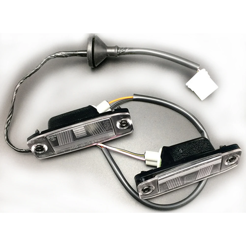 

Brand Genuine 1Pair Behind Car License Plate Lighting for hyundai Sonata YF 2011 2012 2013 2014 925013S100 92501 3S100