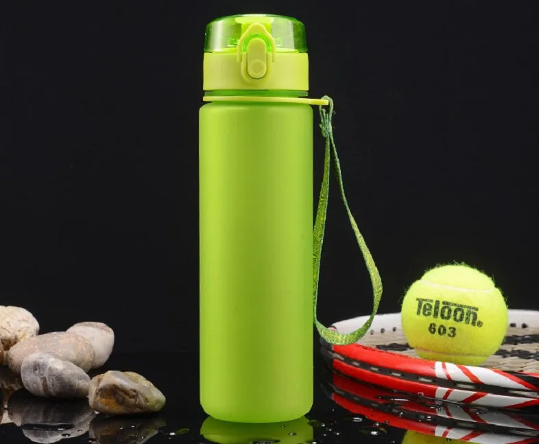 560 мл пластиковые бутылки для воды без бисфенола, велосипедные спортивные бутылки для питья, портативные бутылки для взрослых, походов, путешествий, детей, школы - Цвет: Straight Green