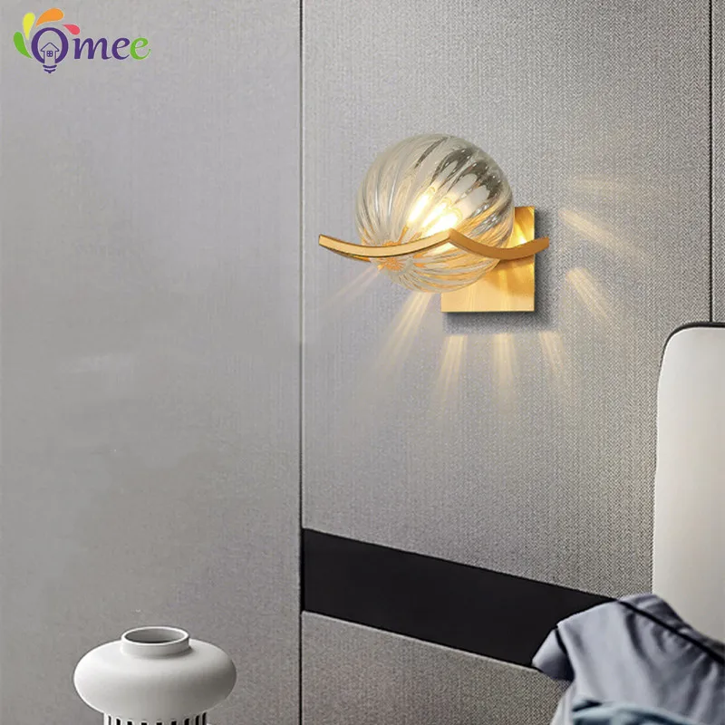 OMEE Modern Unique Novelty Wall Lamps Glass Ball Lampshade Wall Light For LED Indoor Home Bedroom Bedside Lamp Lighting AC220V