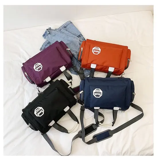 Garment Travel Bag with Shoulder Strap Duffel Bag Carry on Hanging Suitcase Clothing Business Bag Multiple Pockets