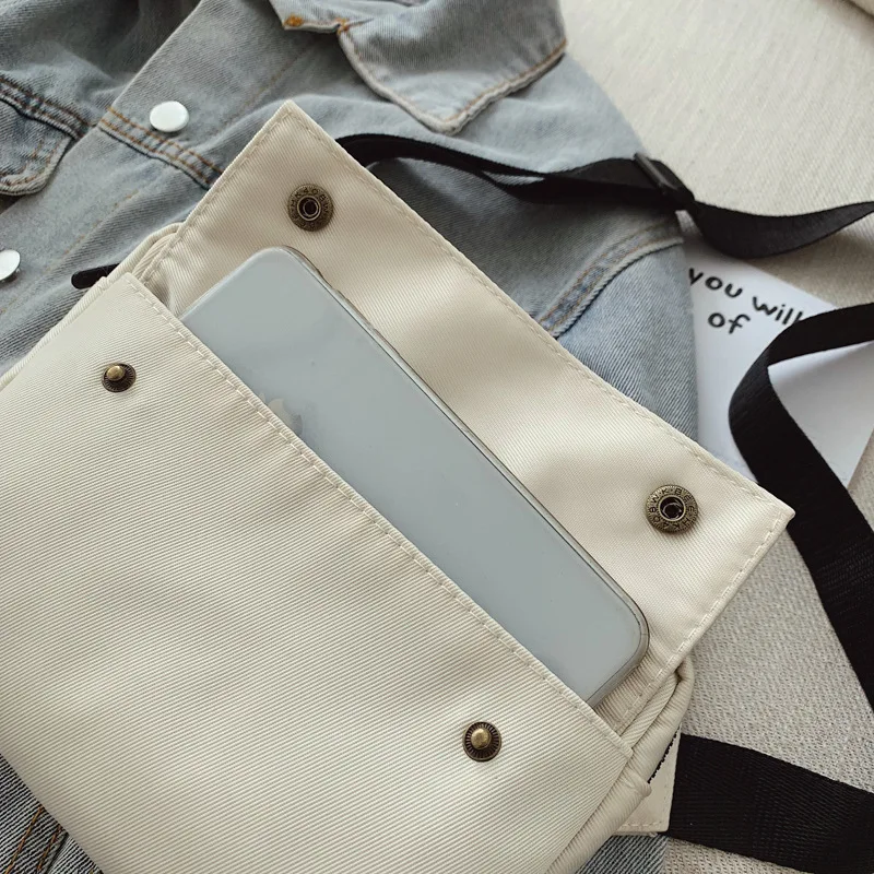 

Light WOMEN'S Shoulder Bag Waterproof Nylon Bag Fashion Outdoor Sports Messenger Backpack Large Capacity Casual Chest Pack