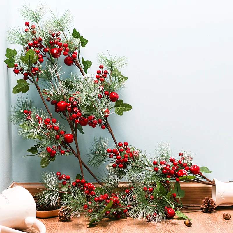 Рождественские искусственные сосновые иголки, искусственные сосновые иголки, красные ягоды, цветы, ветка, витрина, праздничные украшения, аксессуары для домашнего декора