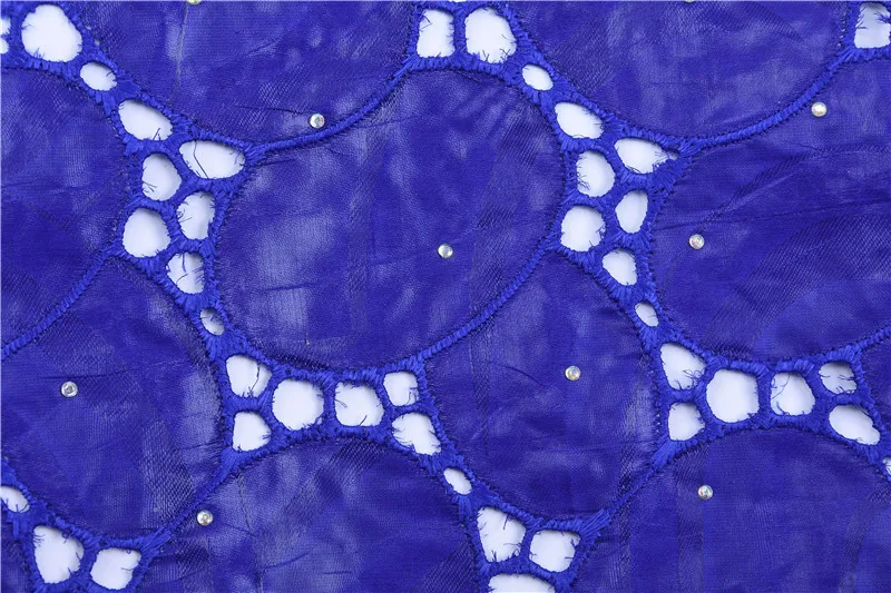 Hc20e3e5527e04794b2898b58852c05cd3