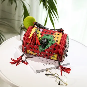 

LYKANEFU Punk Rock Women Messenger Bags Genuine Leather Tote Purse with Skull Rivet Black Handbag Women Bag Crossbody