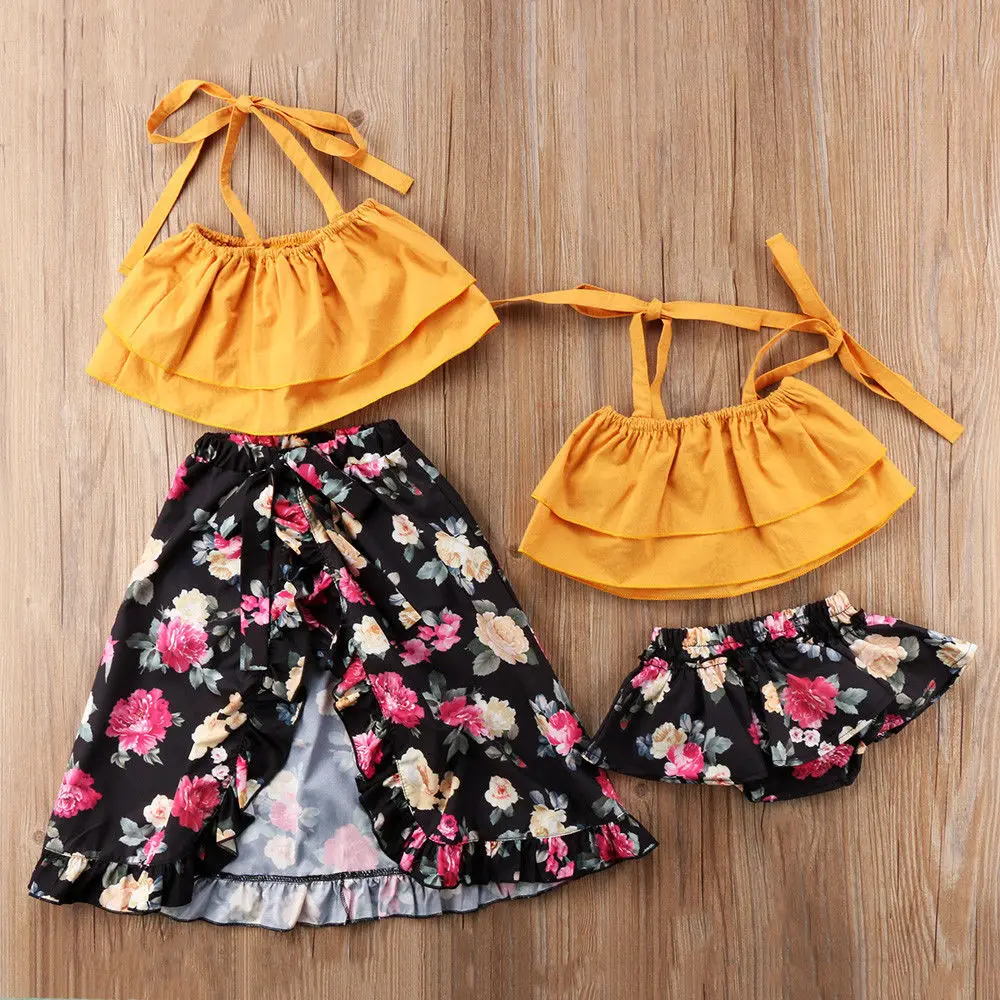 Комплект из 2 предметов для девочек; комплект одинаковой одежды для крупных сестер; топ с оборками и юбка с цветочным принтом