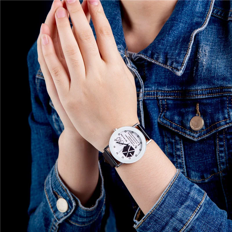 

Hot Selling Lifestyle Artificial Leather Watch Watrproof Watch Made in China Brand Couple Watches Support