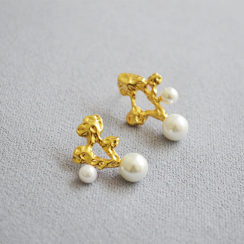 

CMajor Fashion Brass Jewelry Temperament Delicate Irregular Hollow Inlay Pearl 925 Silver Needle Dangle Earrings for Women