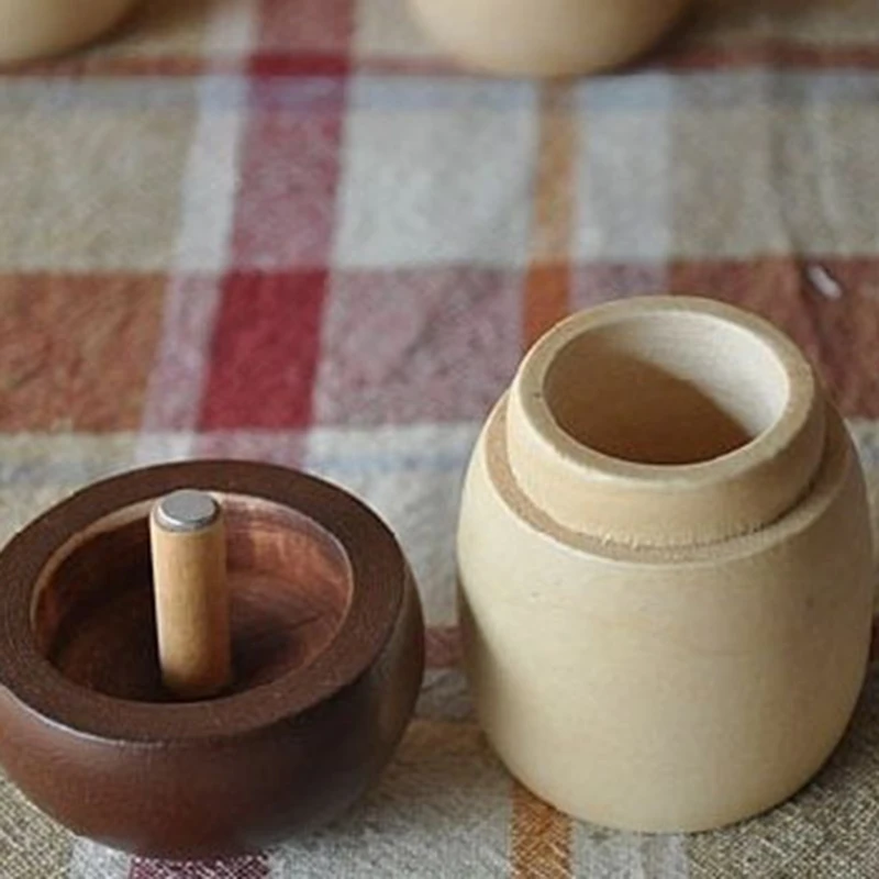Wooden Magnetic Paper Clip Dispenser Pushpin Storage Case Thumbtack Dispenser Metal Pin Organizer Holder Box Paper Clip