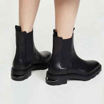 

Sutumn Wither Soft Leather Black Boots Women Heel Sexy Chain Chunky Heel Platform Boots Female Punk Chelsea Ankle Boots Zipper