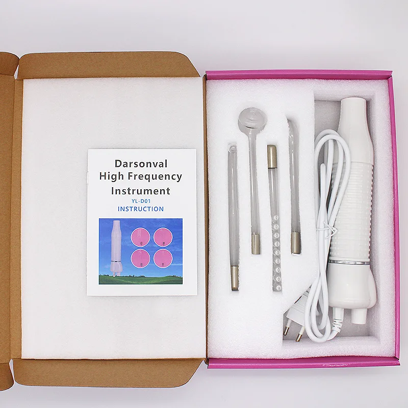 11944942446_158771803