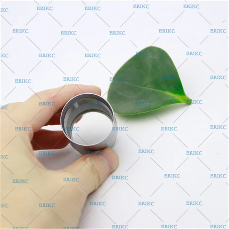 ERIKC Common Rail Injector Solenoid Valve Pressure Cap Nut E104013 Diesel Fuel Nozzle Nut for CAT 320D Truck Injector 326-4700 (4)