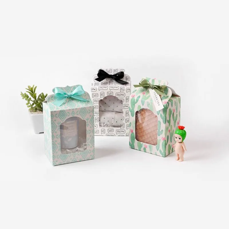 

DIY new 30pcs 3 colors Black White Letter Paper Box Birthday Party Gift Box With Black Ribbon Plastic Window Toy Package Boxes
