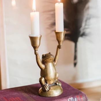 

India Candle Stand Vintage Brass Handmade Frog Candlestick Study Ornaments Art Gift Table Decorations for Home Candle Holder X6T