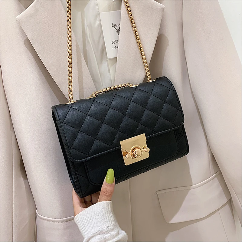 

Women's 2021 New Fashion Summer Hardware Chain Shoulder Bag Simple And Versatile Crossbite Small Square Purse