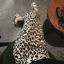 

2021 Women Autumn Winter Skirt All-match Printed Leopard Split Mid-length Skirt Print Female Fashion High Waist Knitted Skirt