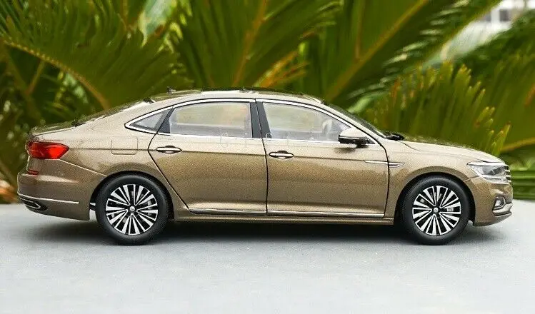 1:18 Volkswagen все новые Passat литая металлическая модель, литая под давлением passat модель полицейской машины