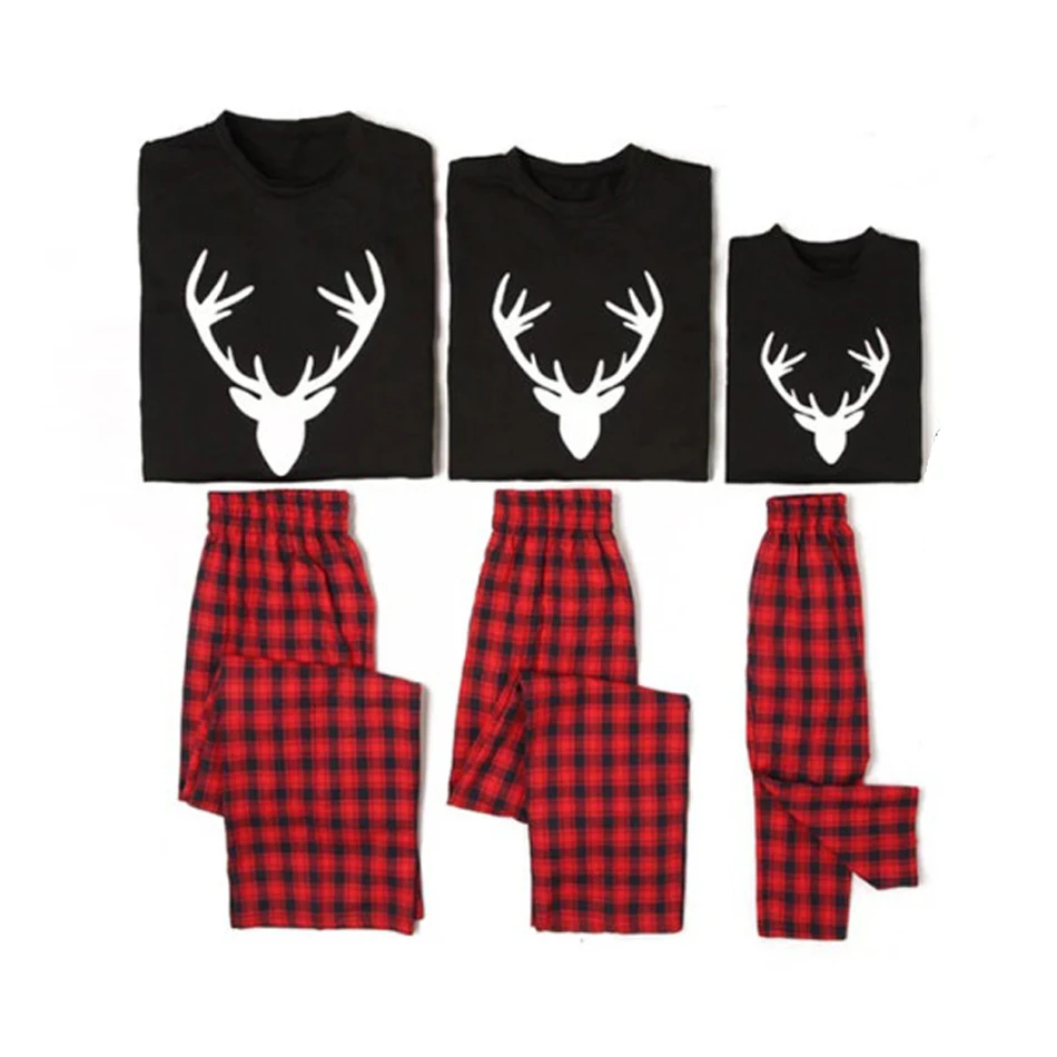 

Plaid Family Christmas Deer Pajamas Mother Father Kids Sleepwear Family Matching Outfits Look Mommy Dad and Me Pyjamas Clothes