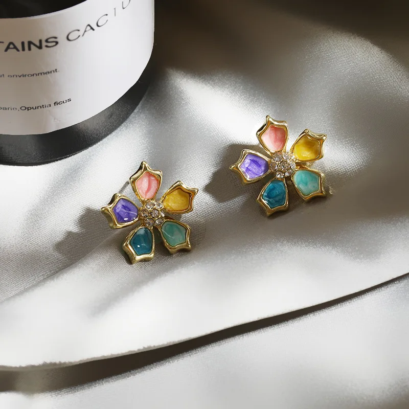 

2020 Korean Sweet Colorful Crystal Flower Stud Earrings For Women Elegant Holiday Wedding Party Jewelry Oorbellen Bijoux Party