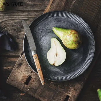 

Retro Disc Iron Craft Storage Serving Tray Antique Metal Round Tray Dessert Cake Dried Fruit Plate Home Kitchen Decoration