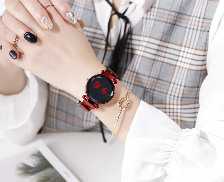 Women Watches LED Watch Magnetic Bracelet Watches Rose Gold Digital Dress Watch Quartz Wristwatch