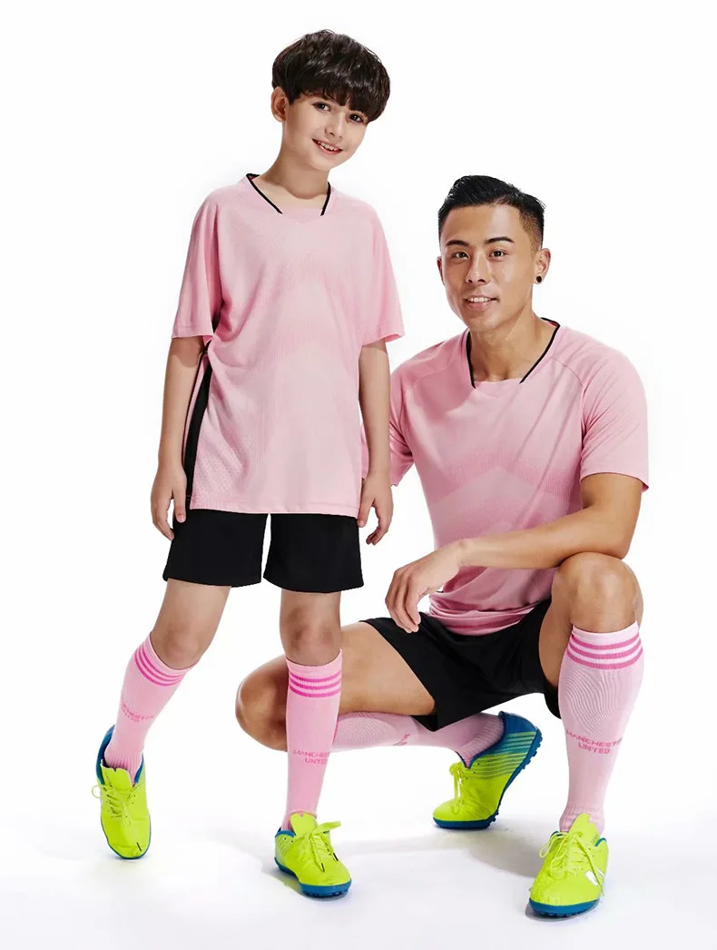 Men Kids Football Jerseys Soccer Uniform Boy Fitness Shirt Gym Shorts Children Running Jogging Suit Training Workout Clothes Set