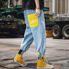 Повседневные джинсы в стиле хип-хоп на шнуровке с надписями, потертые джинсы для мужчин, черные джинсовые мужские брюки с карманами на шнурке, джинсы для бега, уличные брюки