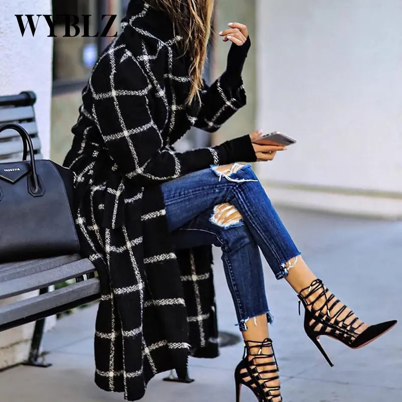 Winter Black Wool Coat Women Vintage Plaid Hooded Long Trench Coat Fashion High Street Windbreaker Jacket With Belt Windbreaker