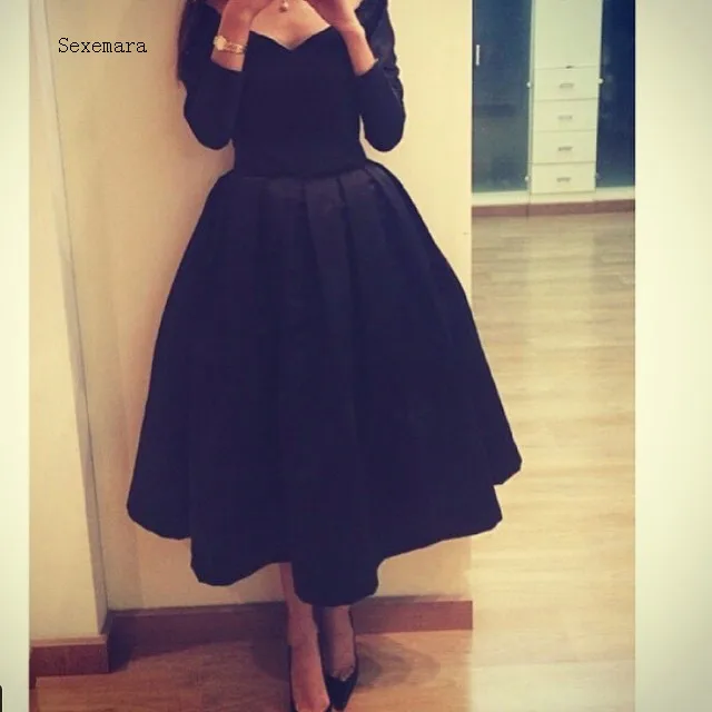 

Saudi Arabia Dubai Middle East 2018 V-Neck three quarter sleeves A-Line Evening gown Robe De Soiree
