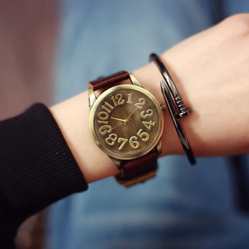 

Teenager Watch Fashion Man Trend of Fashion Junior High School Students Cool Leather Belt Korean-style Simple Women's Vintage La