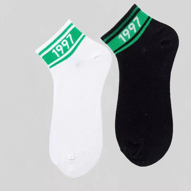 New Design Korean Version of Harajuku Fashion Hiphop ankle socks 1997 Street Hip Hop Couple comfortable socks