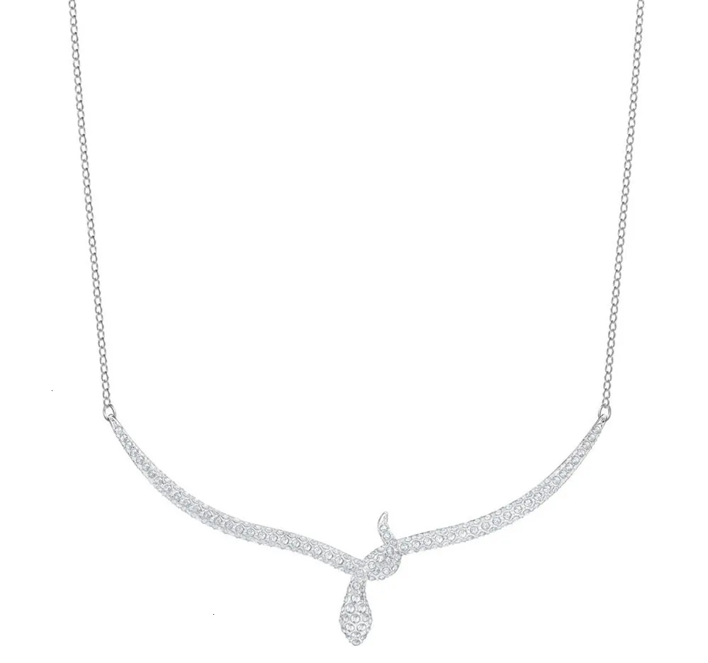 

Quality swa new personality cobra necklace with female clavicle chain elegantly designed high quality temperament