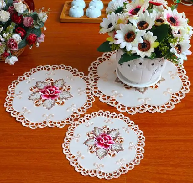 Роскошный атласный коврик для стола, тканевый кружевной коврик, вышитая чашка, кружка, салфетки для питья, обеденный чай, круглая подставка, свадебная кухонная салфетка-подставка