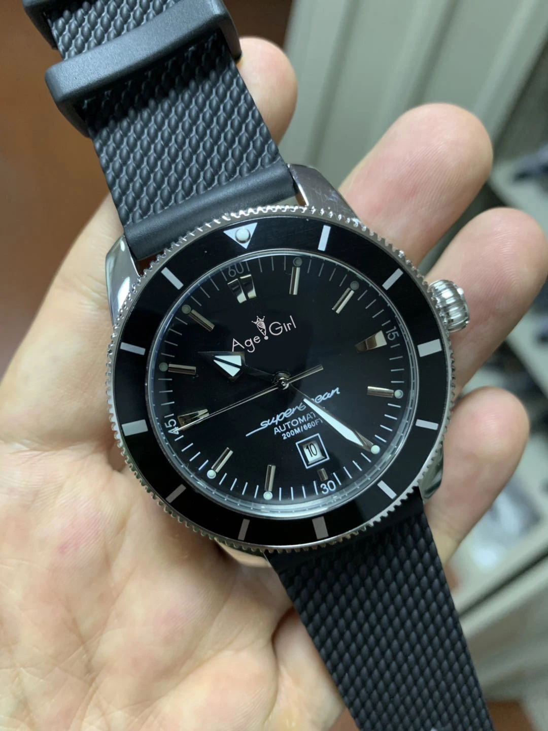

Famous Brand New Men Silver Black Automatic Mechanical Stainless Steel Sapphire Glass Watch Rubber Bracelet Rotatable Bezel AAA+