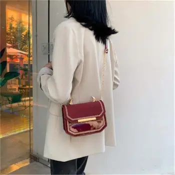 

2020 Fashion Ladies Womens Messenger Shoulder Crossbody Bag Designer Inspired Handbag Horn Small Carry Bag Large Capacity Bag