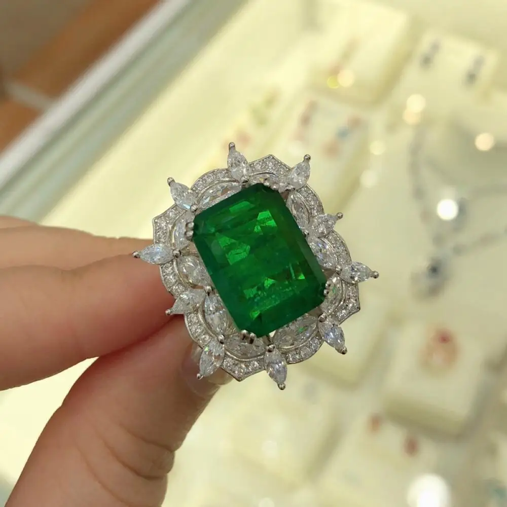 

CMajor Sterling Silver Jewelry S925 Green Emerald Luxurious Big Gemstone Party Jewelry Evening Dress Ring for Women