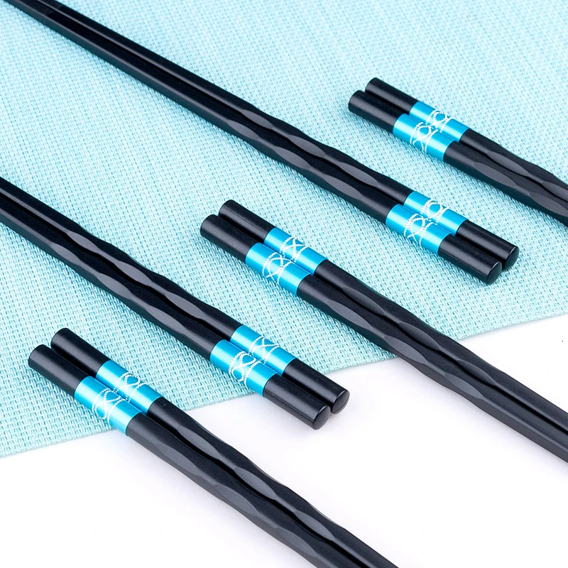 1 пара цветных японских палочек для еды из сплава, противоскользящие палочки для суши, китайские подарочные палочки для еды в отеле, можно повторно использовать бесмольные стерильные палочки для еды - Цвет: Blue