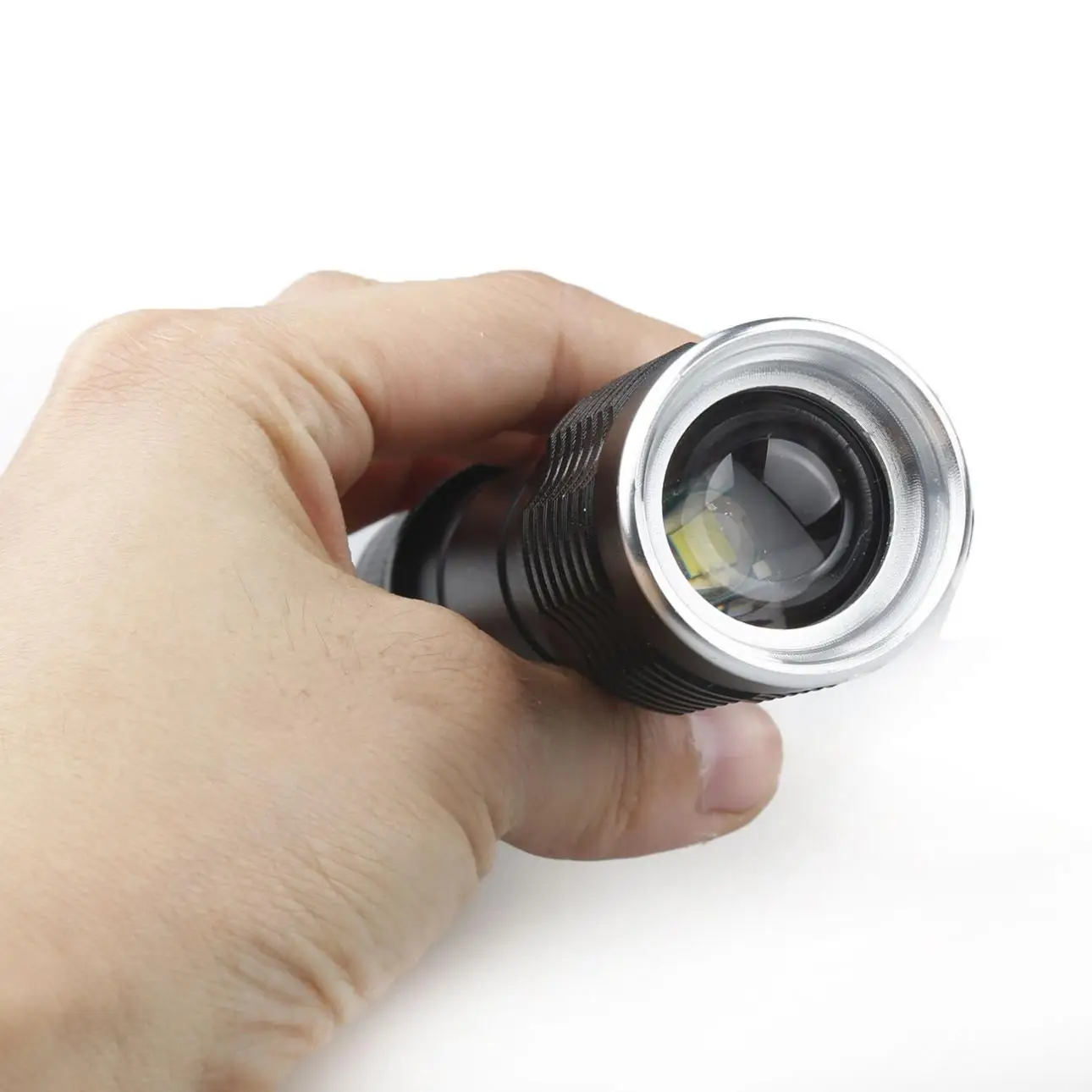 2 шт. SKYWOLFEYE 1200 люмен Тактический XM-L T6 Zoomable Светодиодный фонарь 5 режимов+ 4 батареи 18650+ 2 зарядного устройства для кемпинга