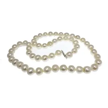 

Necklace 11 mm white cultured pearls in 60 cm with closure