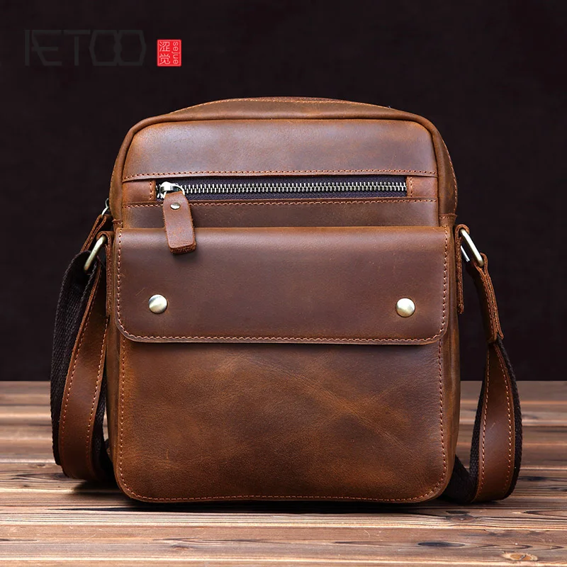

AETOO Handmade man's horse leather one-shoulder bag, vintage leather men's casual small bag, 10 inch flat bevel bag
