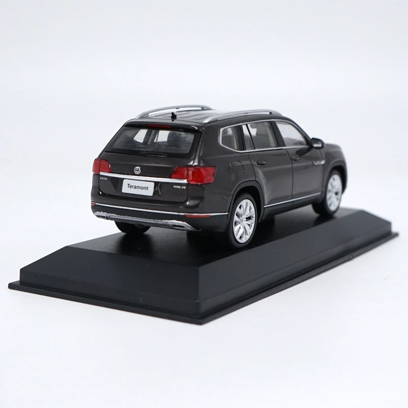 1:43 VW TERAMONT2017 литая модель автомобиля игрушки металлические модели автомобилей
