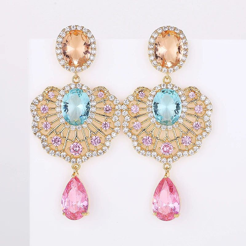 

Hollow Lotus Leaf Shape Earrings with Water Drop Zirconia Luxury Wedding Jewelry Fashion Design Drop Earrings XIUMEIYIZU Milan