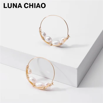 

LUNA CHIAO U Shape Chic Style Fresh Water Pearl Hoop Earrings for Women